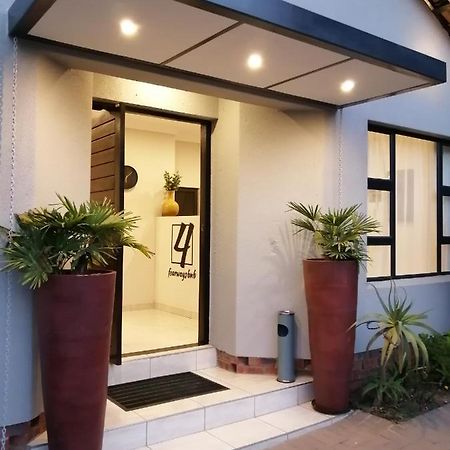 Fourways Bnb ヨハネスブルグ エクステリア 写真