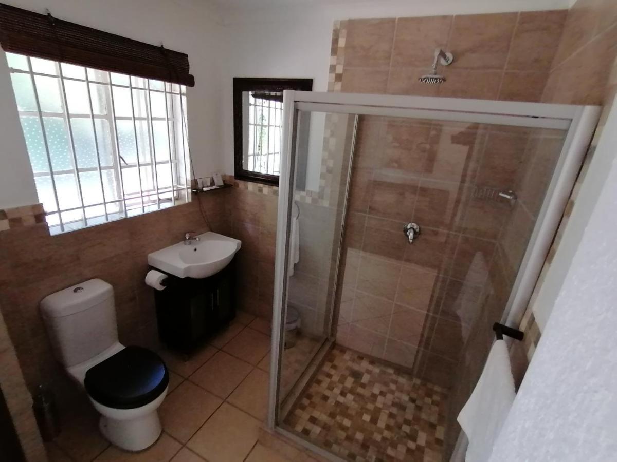 Fourways Bnb ヨハネスブルグ エクステリア 写真