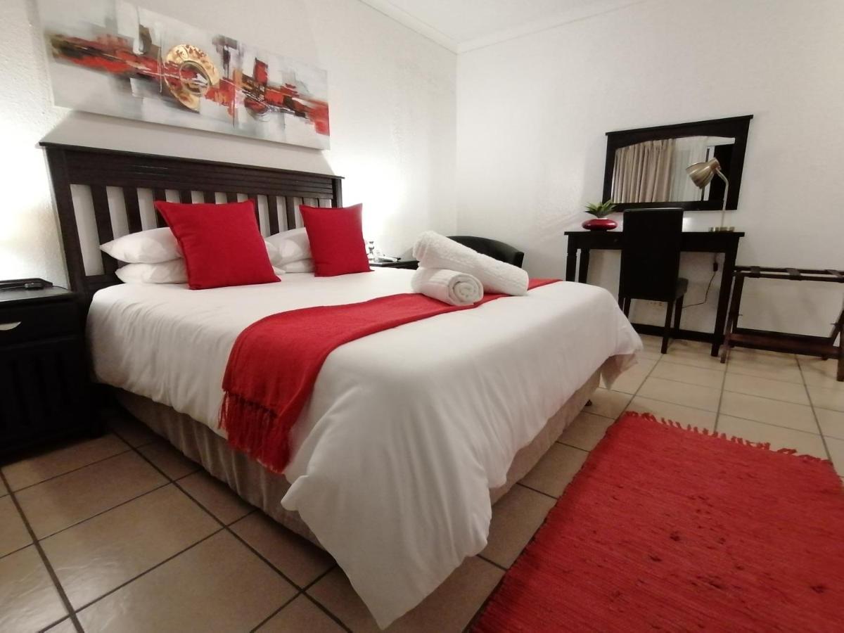 Fourways Bnb ヨハネスブルグ エクステリア 写真