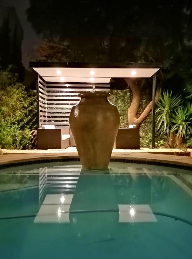 Fourways Bnb ヨハネスブルグ エクステリア 写真