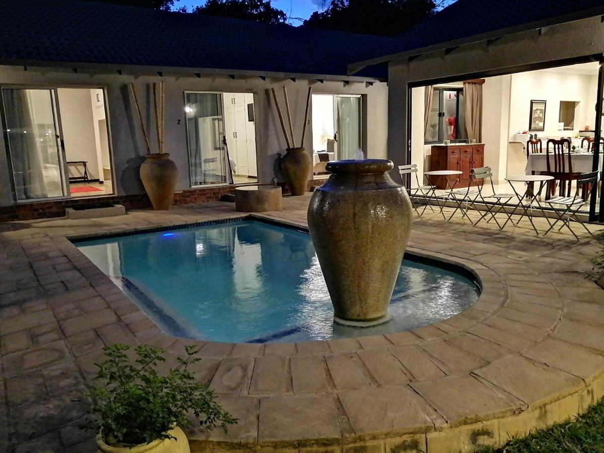 Fourways Bnb ヨハネスブルグ エクステリア 写真