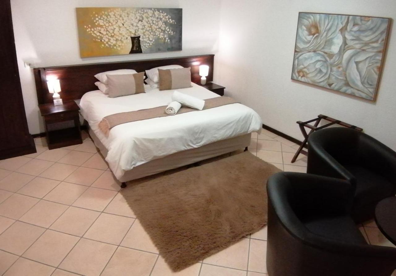 Fourways Bnb ヨハネスブルグ エクステリア 写真